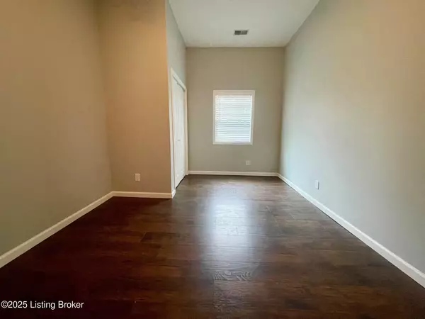 Louisville, KY 40217,1429 S Shelby St