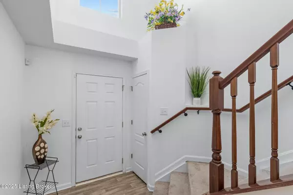 Louisville, KY 40229,11207 Comfort Ct