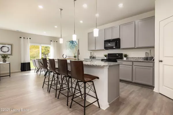 Louisville, KY 40291,6902 Oak Rock Dr