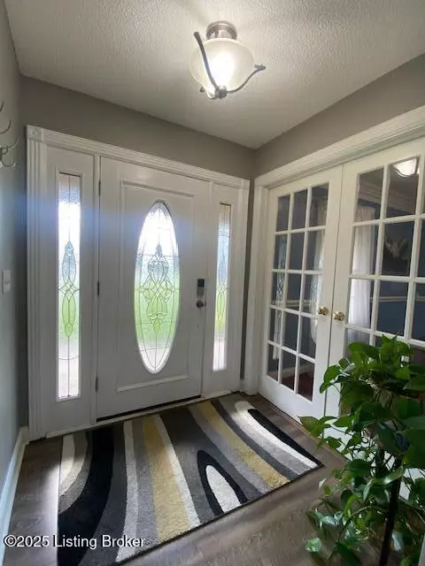 Bardstown, KY 40004,133 Twin Oaks Dr