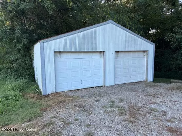 Bedford, KY 40006,179 Gills Ridge Rd