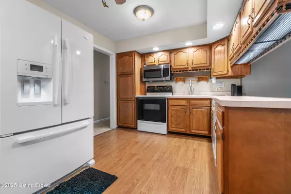 Louisville, KY 40214,5614 Genny Ct