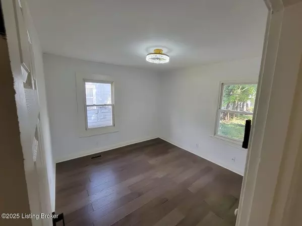 Louisville, KY 40210,1634 Dixdale Ave