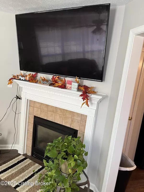 Simpsonville, KY 40067,828 Garden Pointe Dr