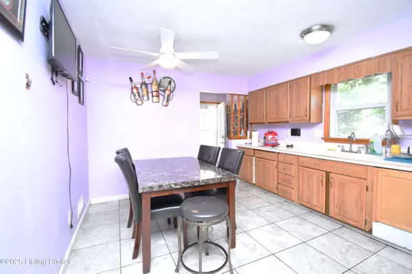 Louisville, KY 40214,6100 S 3rd St