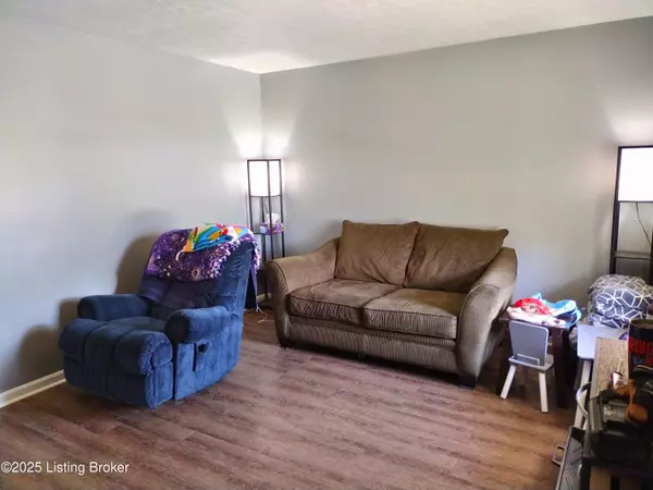 Elizabethtown, KY 42701,104 Mills Ct