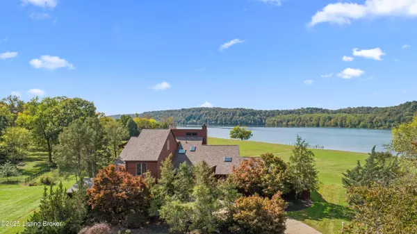 13902 Harbour View Ct, Prospect, KY 40059