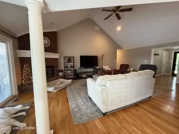Crestwood, KY 40014,2513 Eastwood Cir