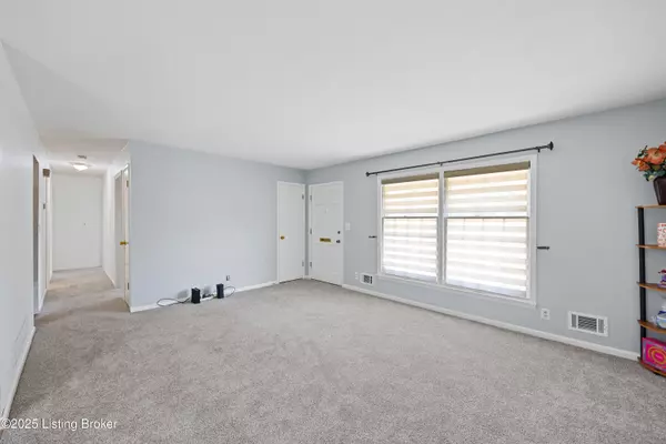 Louisville, KY 40214,7400 Ridan WAY