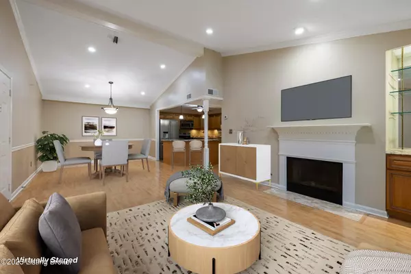 Louisville, KY 40220,8506 Atrium Dr #1012