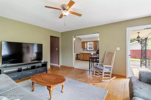 Louisville, KY 40258,5011 Paramount Dr