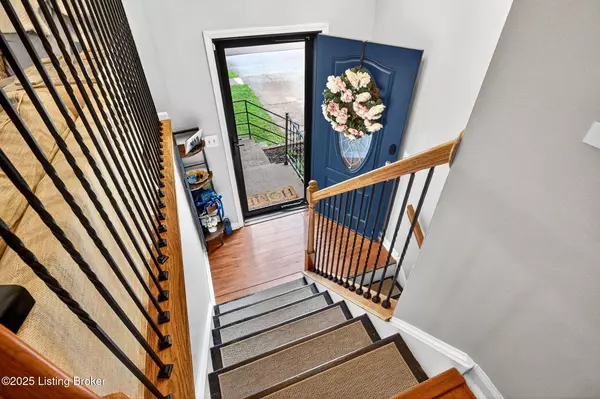 Louisville, KY 40241,5215 Baywood Dr