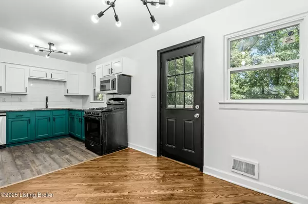 Louisville, KY 40219,1119 Ireland Dr