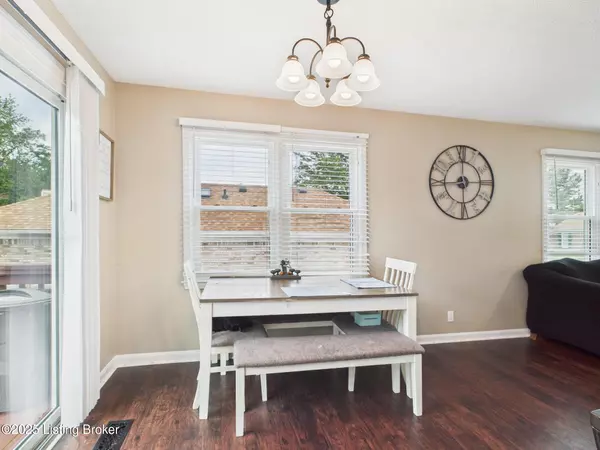 Jeffersontown, KY 40299,10108 Settlers Crest Ln