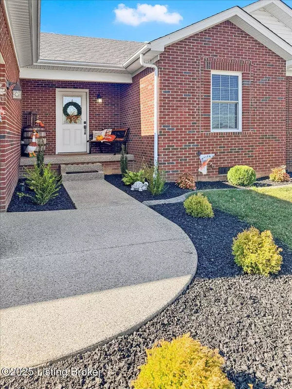 Lebanon, KY 40033,128 Scenic Hill Dr
