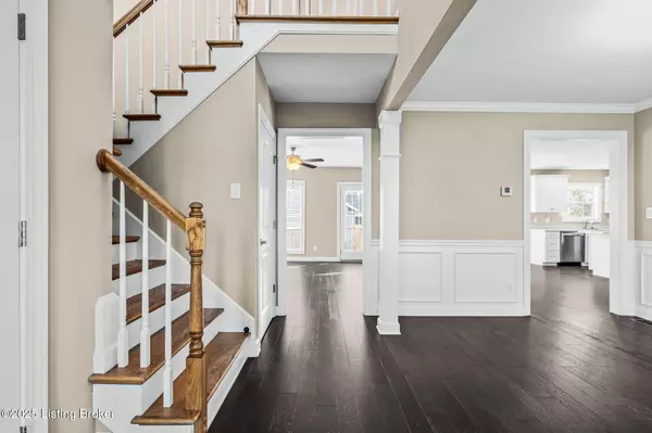 La Grange, KY 40031,605 Oak Leaf Dr