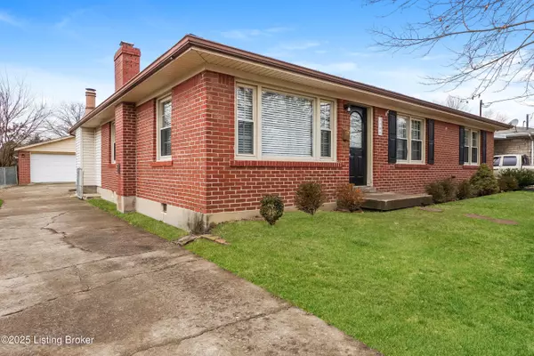 Louisville, KY 40258,7706 Poinsettia Dr