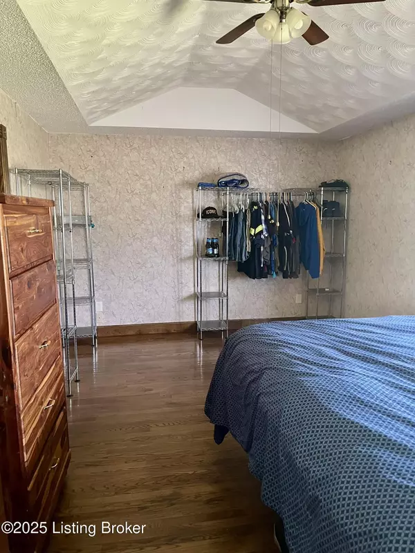 Radcliff, KY 40160,1759 Rodney St