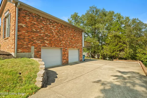 Goshen, KY 40026,13011 Lost TRL