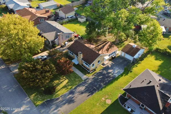 5427 Southview Dr, Louisville, KY 40214