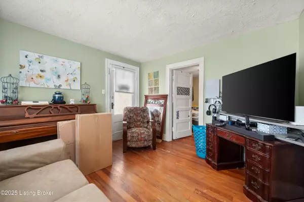 Louisville, KY 40213,1238 Belmar Dr