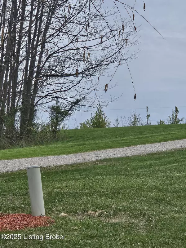 5 River Valley WAY, Bedford, KY 40006