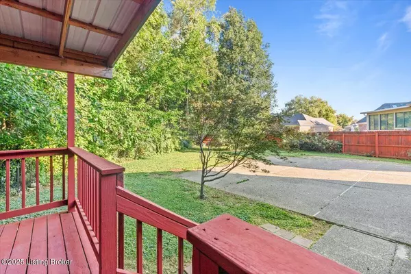 Louisville, KY 40220,3500 Briarglen Ln