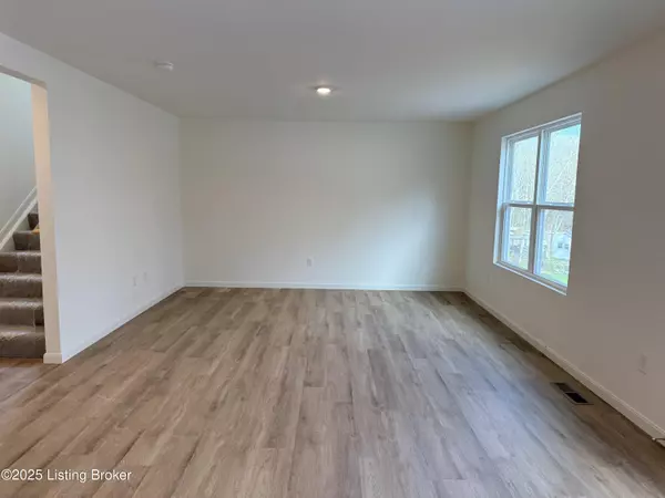 Brooks, KY 40109,158 Coral Ridge WAY