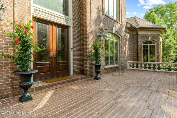 Prospect, KY 40059,9711 US Hwy 42 Hwy