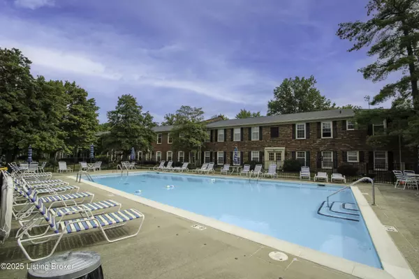 Louisville, KY 40207,4700 Salisbury SQ #102