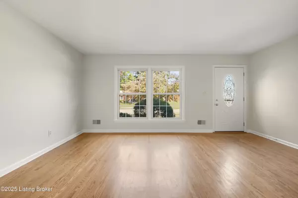 Louisville, KY 40220,2420 Westwood Ave