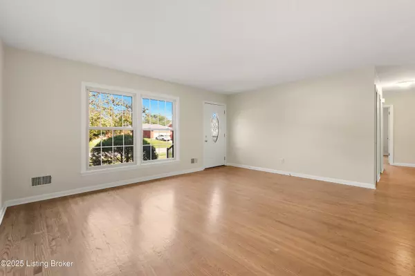 Louisville, KY 40220,2420 Westwood Ave