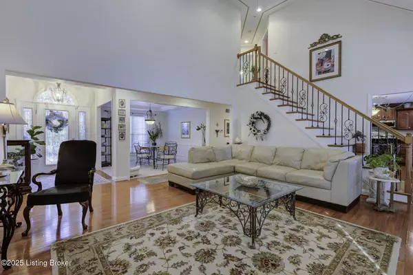 Louisville, KY 40299,4237 Pleasant Glen Dr