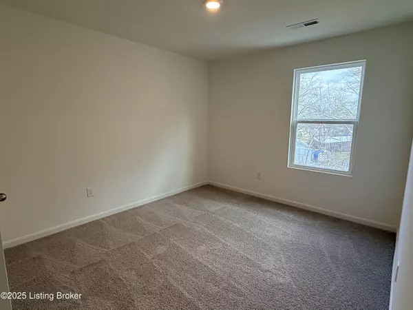 Brooks, KY 40109,154 Coral Ridge WAY