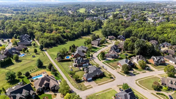 Louisville, KY 40245,3502 Sasse WAY