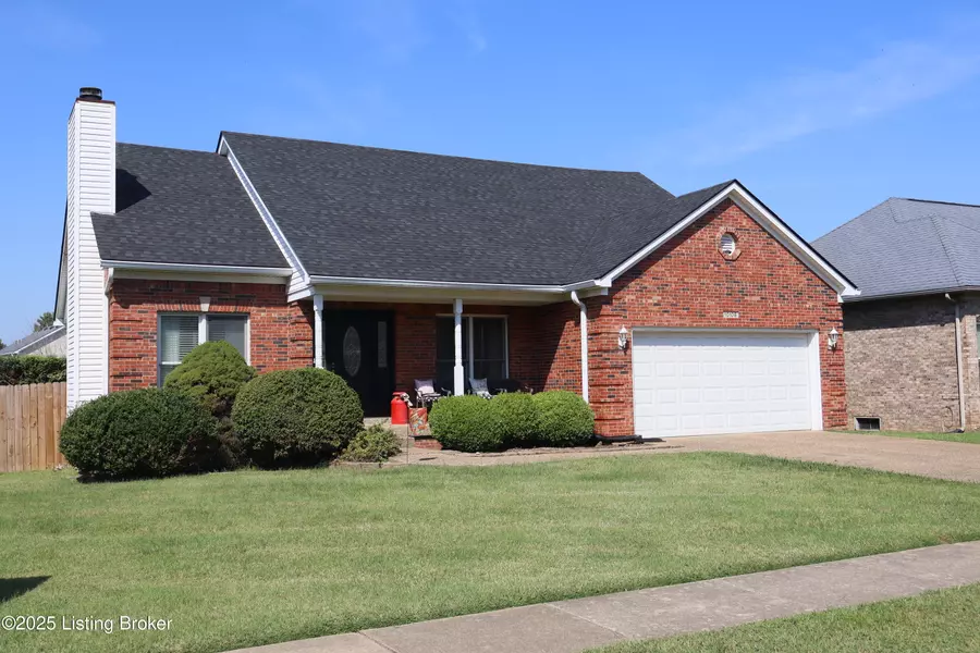 10108 Twilight Dr, Louisville, KY 40272