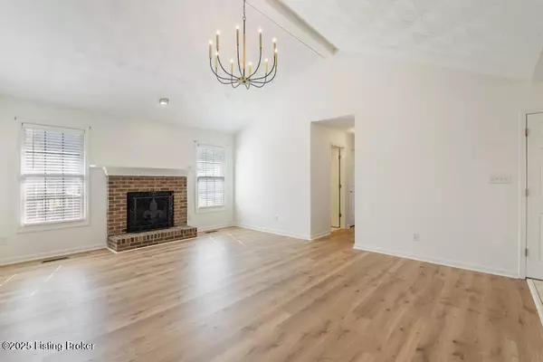 Fairdale, KY 40118,10417 Gisela Ct