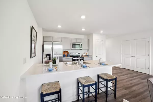 Elizabethtown, KY 42701,87 Ellis PARK