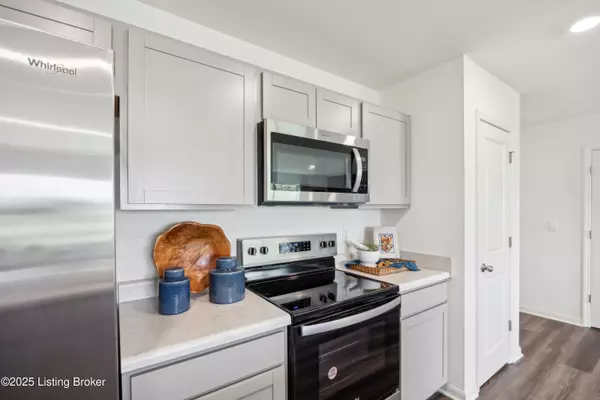 Elizabethtown, KY 42701,87 Ellis PARK