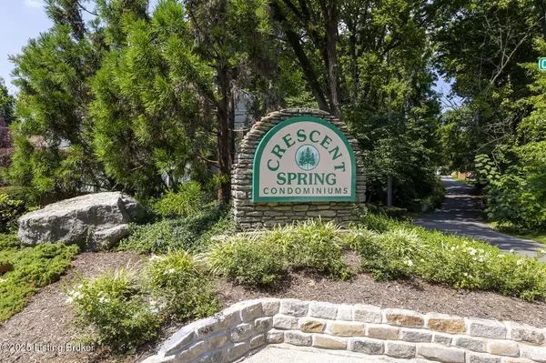 Louisville, KY 40206,302 Crescent Spring Dr