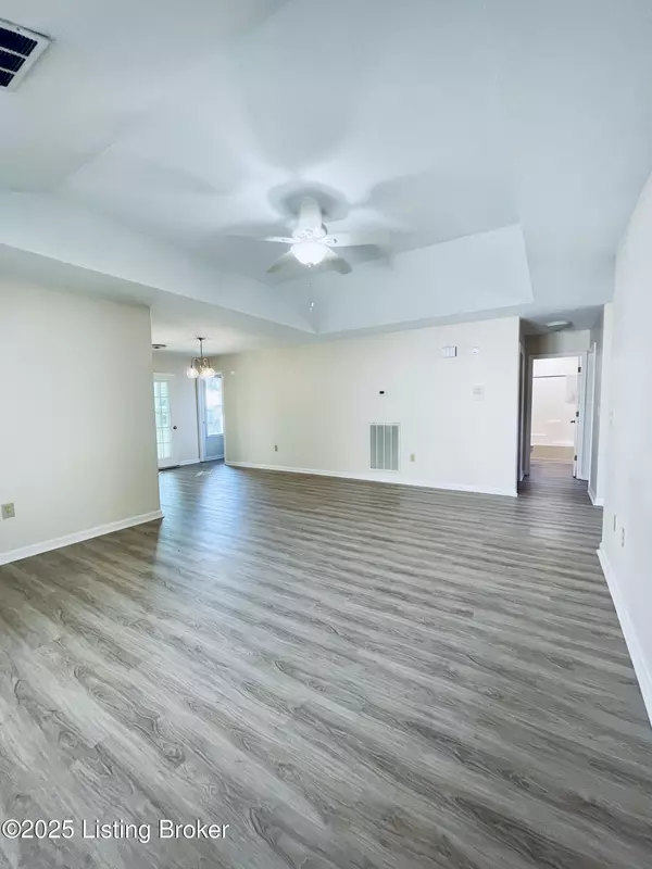 Frankfort, KY 40601,1016 Keeneland Ct