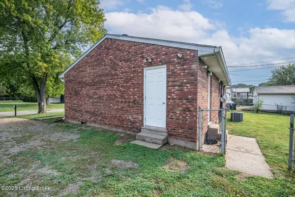 Vine Grove, KY 40175,810 Charlene Dr