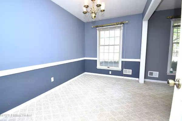 Louisville, KY 40217,3004 Ashview TER
