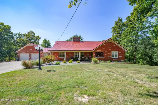 Radcliff, KY 40160,1827 Preston St