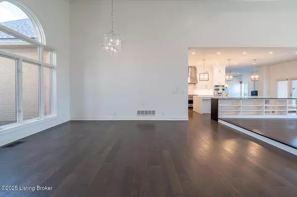 Louisville, KY 40245,15407 Crystal Springs WAY