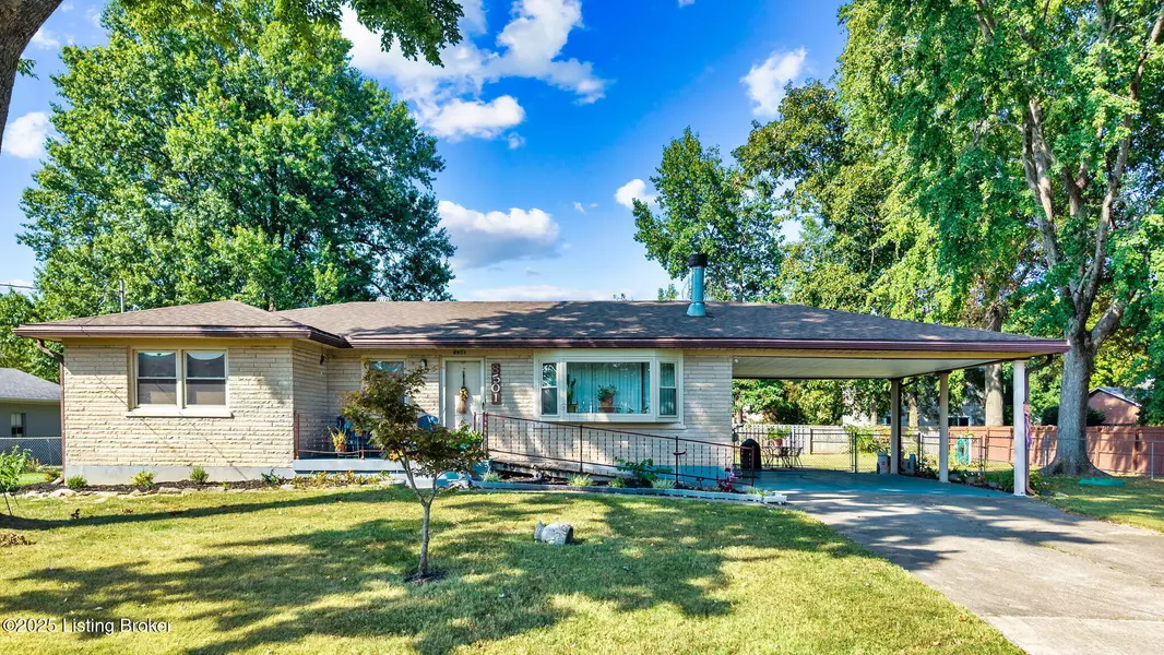 8501 Fernview Dr, Louisville, KY 40291