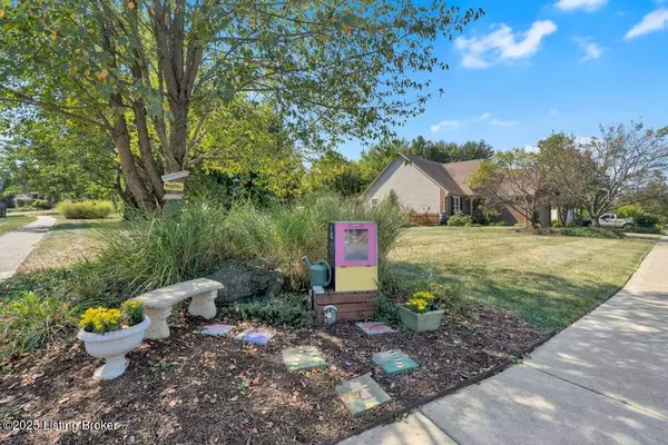Louisville, KY 40241,10036 Glen Meadow Rd
