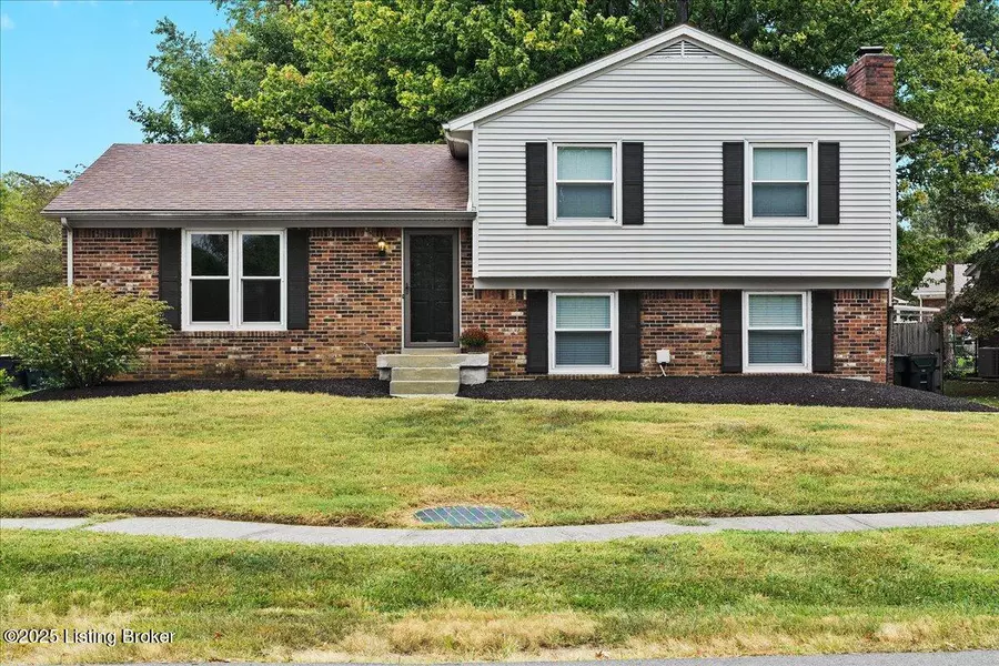 9205 Auburn Ave, Jeffersontown, KY 40299