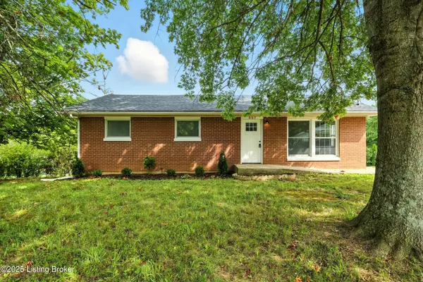 357 E Spring St, Radcliff, KY 40160