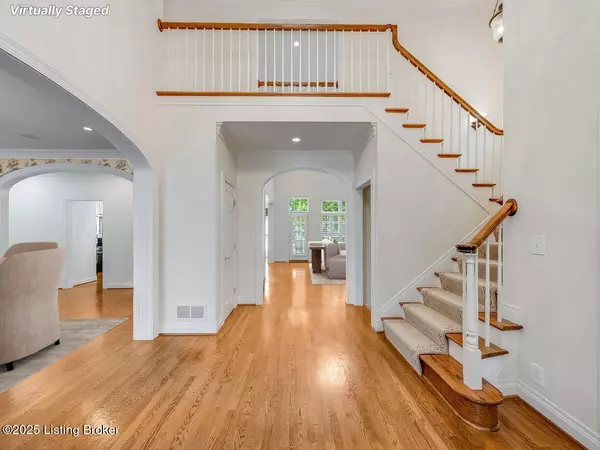 Louisville, KY 40207,1410 Mockingbird Valley Green